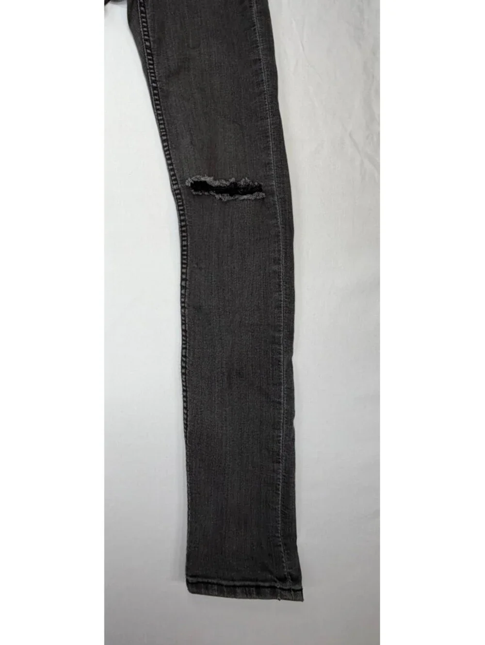 Divided by H&M Men's Super Skinny Jeans Distressed Slim Fit Stretch Size 28 Grey